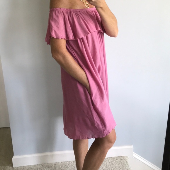 Pink Off the Shoulder Dress - Picture 4 of 8